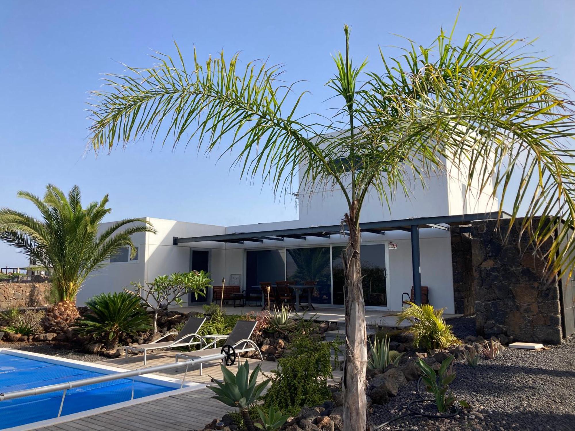 Majanicho Rock - Villa With Heated Pool Лахарес Экстерьер фото